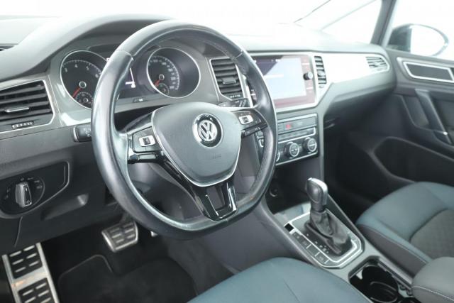 Volkswagen Golf Sportsvan image 8