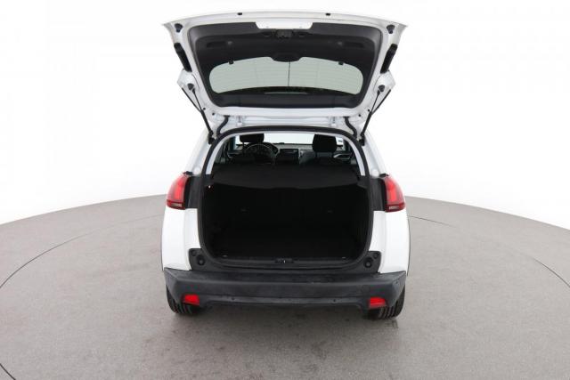 Peugeot 2008 image 8