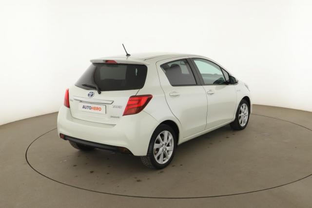 Toyota Yaris image 2