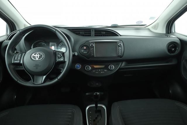 Toyota Yaris image 8
