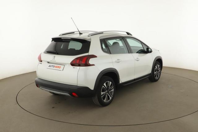 Peugeot 2008 image 5