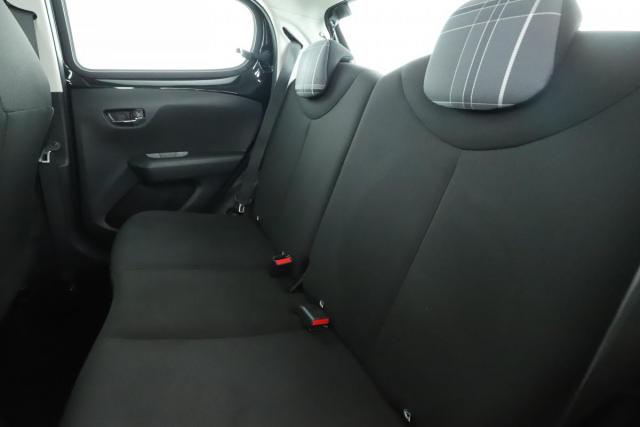 Peugeot 108 image 6