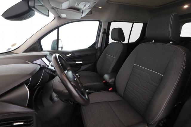 Ford Grand Tourneo Connect image 9