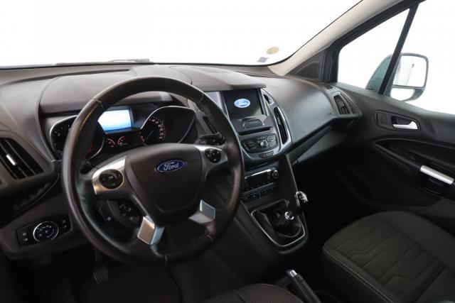 Ford Grand Tourneo Connect image 4