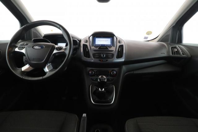 Ford Grand Tourneo Connect image 3