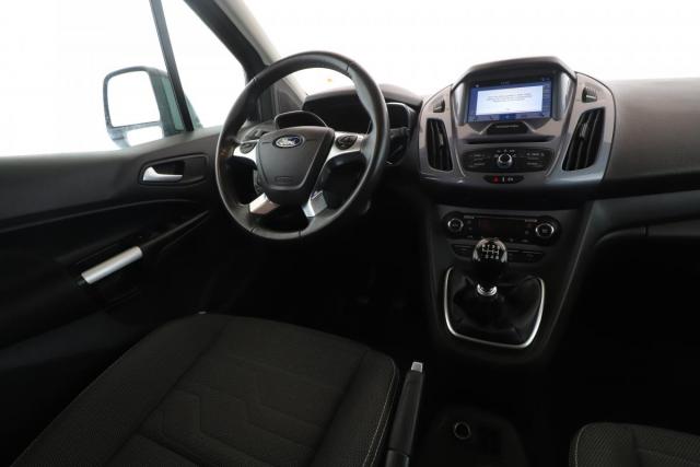 Ford Grand Tourneo Connect image 5