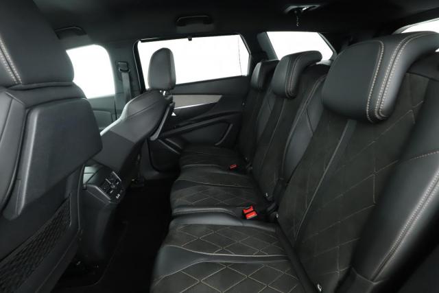 Peugeot 5008 image 8