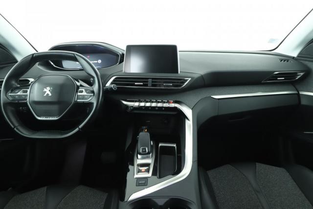 Peugeot 5008 image 2