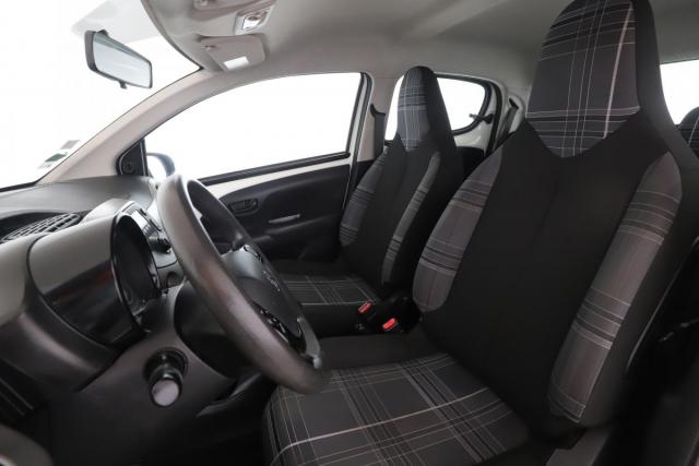 Peugeot 108 image 2