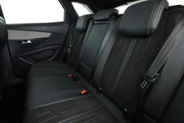 Peugeot 3008 image 2