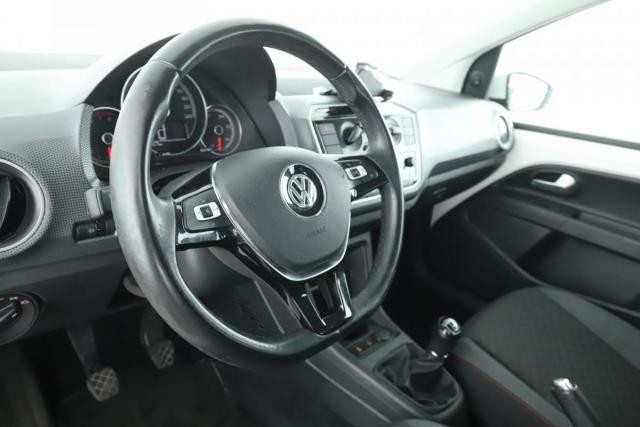 Volkswagen Up! image 5