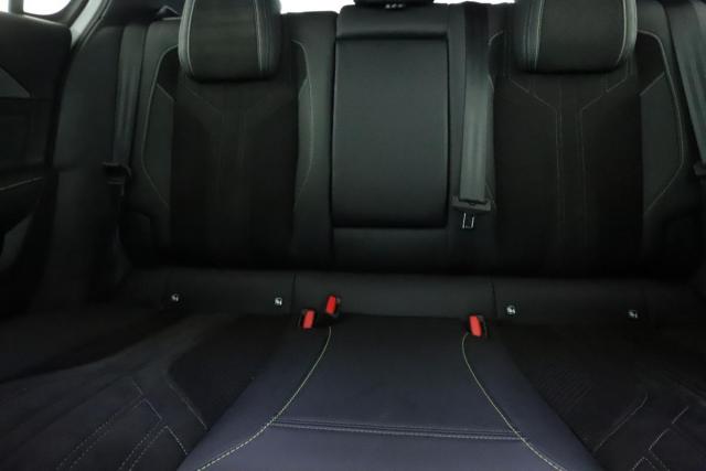 Peugeot 308 image 1