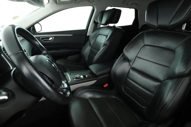 Renault Talisman Estate image 8