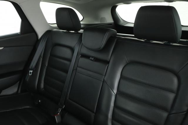 Renault Talisman Estate image 7