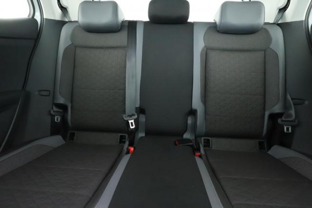 Volkswagen T-Cross image 3