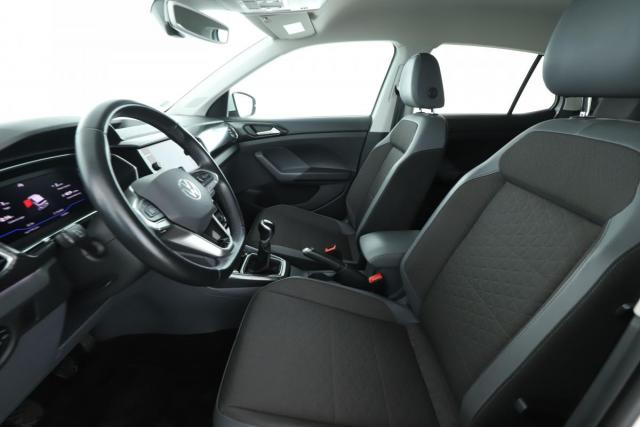 Volkswagen T-Cross image 1