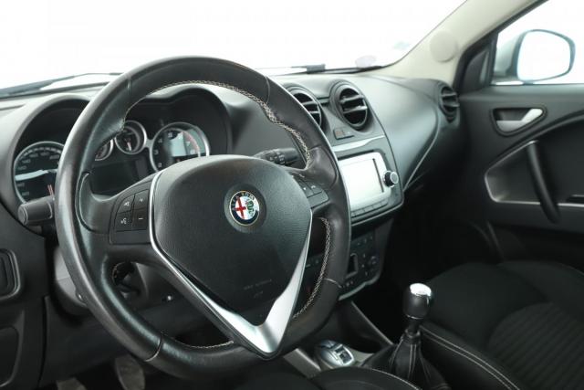 Alfa Romeo Mito image 2