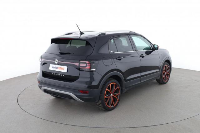 Volkswagen T-Cross image 1