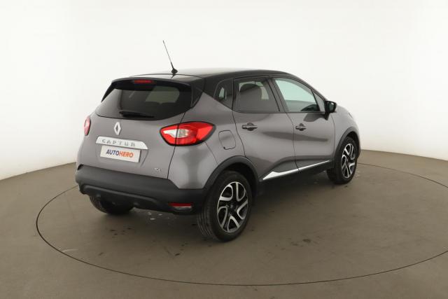 Renault Captur image 2