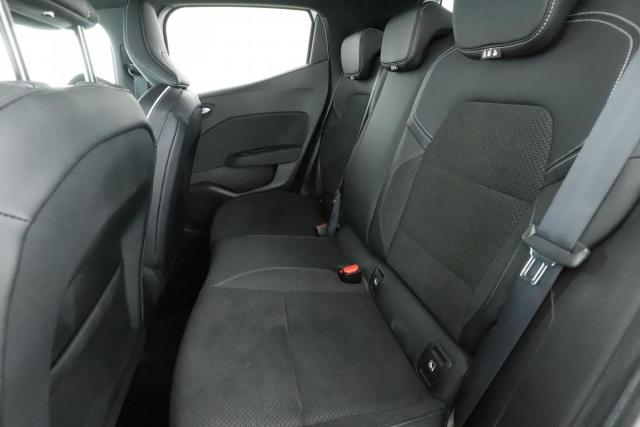 Renault Clio image 8