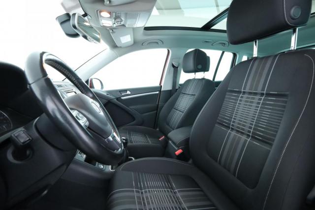 Volkswagen Tiguan image 8