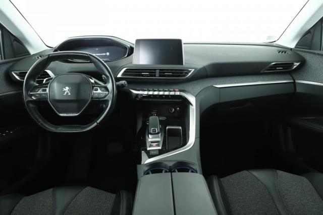 Peugeot 3008 image 3