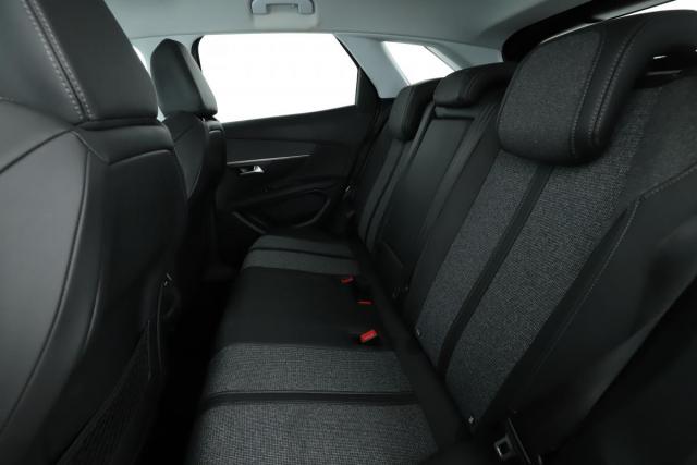 Peugeot 3008 image 7