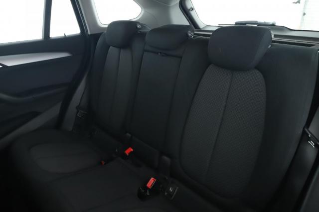 Bmw X1 image 2