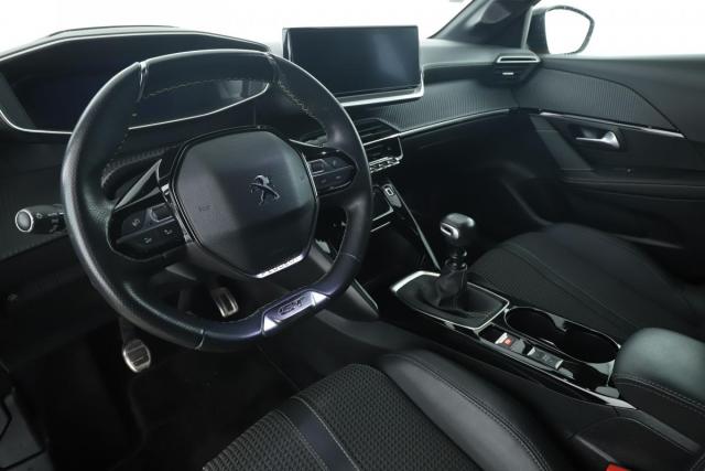 Peugeot 208 image 7