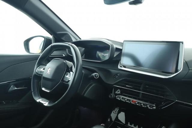 Peugeot 208 image 4
