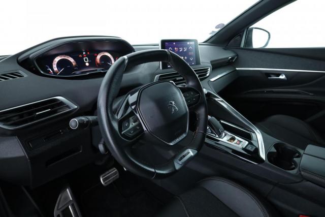 Peugeot 5008 image 2