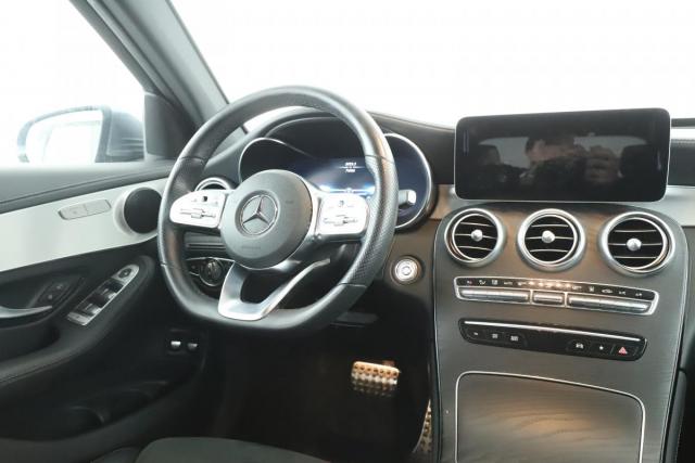 Mercedes Benz Glc image 2