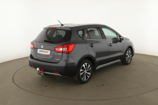 Suzuki Sx4 S-Cross image 2