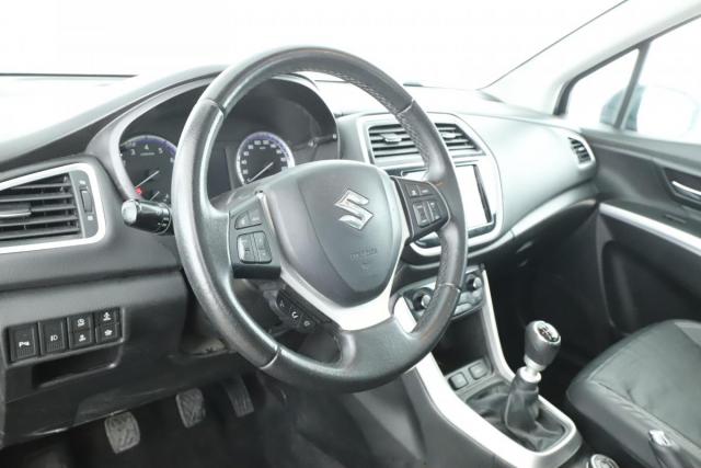 Suzuki Sx4 S-Cross image 3