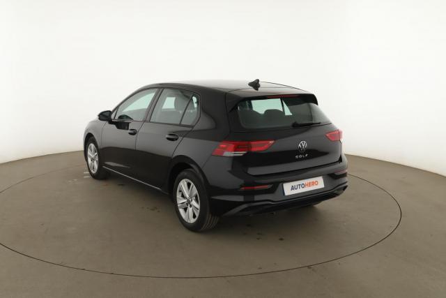 Volkswagen Golf image 9