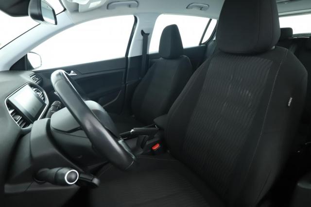Peugeot 308 image 8