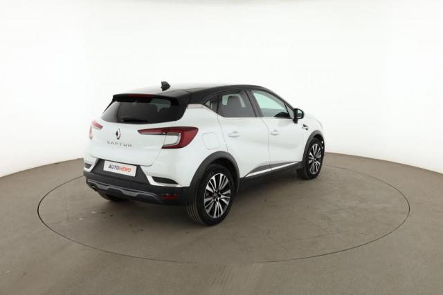 Renault Captur image 9