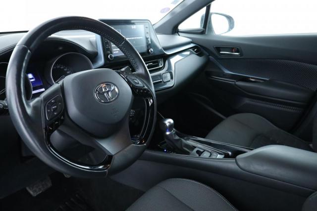 Toyota C-Hr image 7