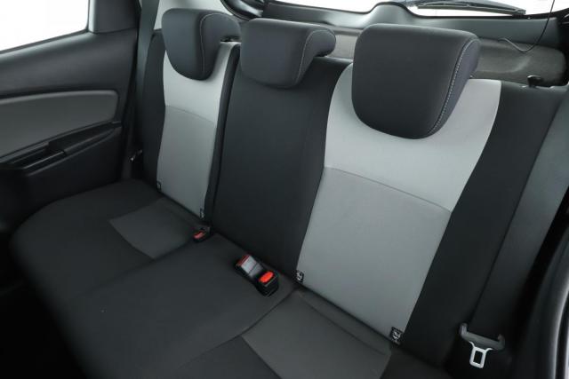 Toyota Yaris image 8