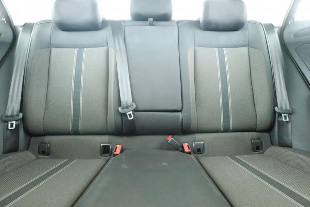 Volkswagen T-Roc image 3