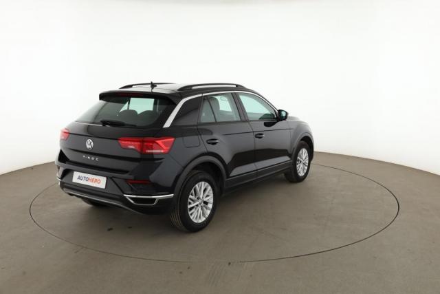 Volkswagen T-Roc image 5