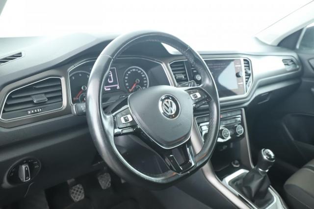 Volkswagen T-Roc image 7