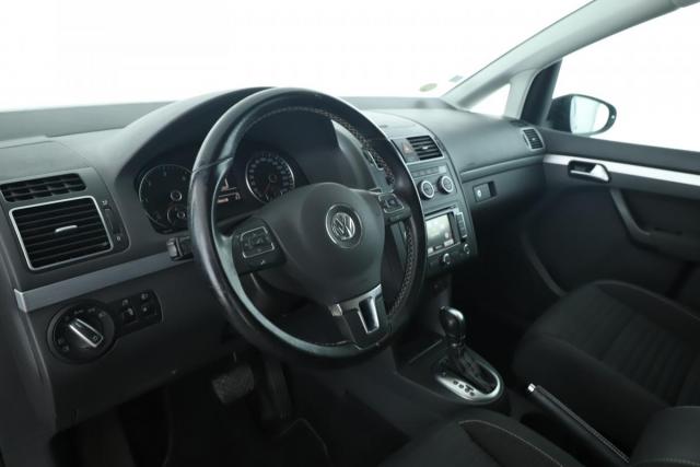 Volkswagen Touran image 9