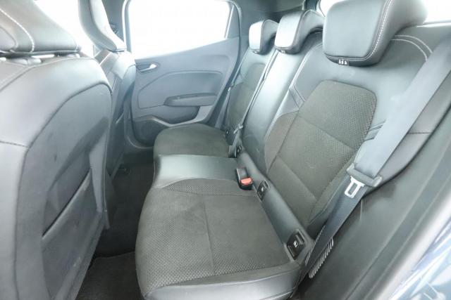 Renault Clio image 9