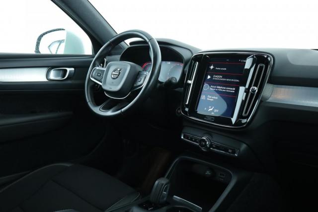 Volvo Xc40 image 9