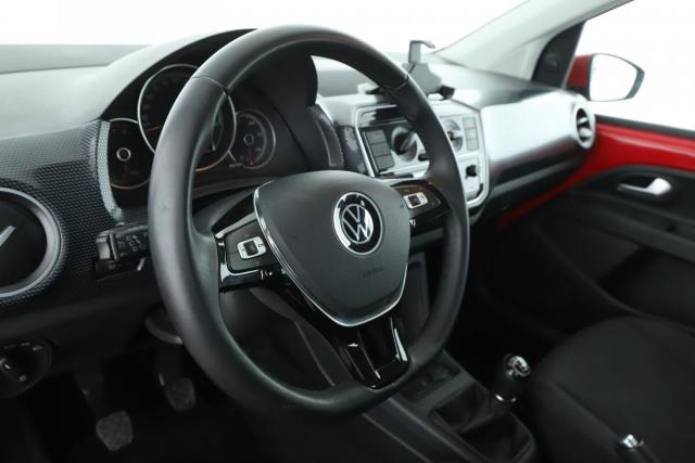 Volkswagen Up! image 7