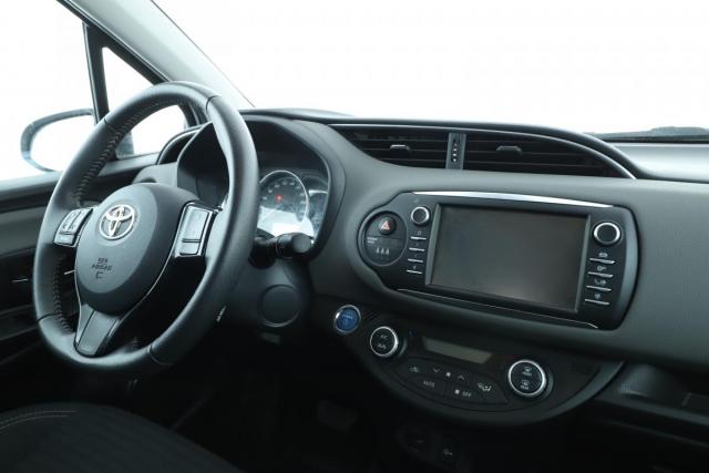 Toyota Yaris image 8