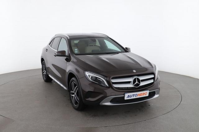 Mercedes Benz Gla image 3
