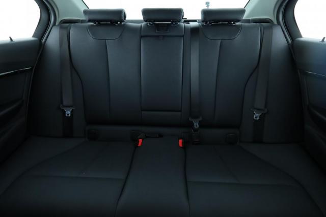 Bmw Série 3 image 9