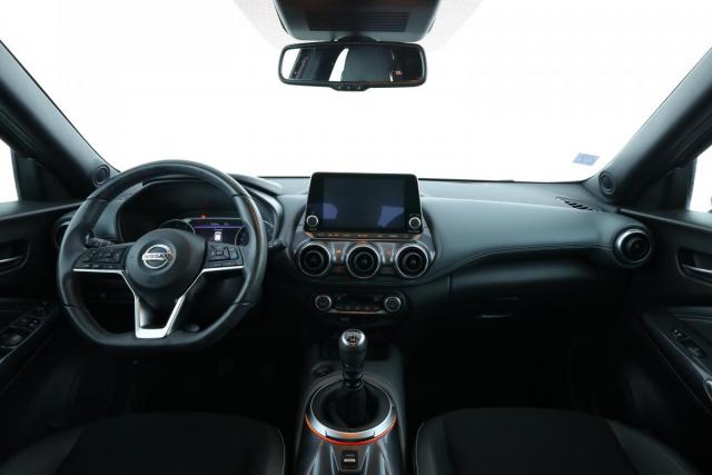 Nissan Juke image 9